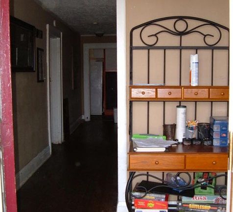 5th image of 1819 White Ave