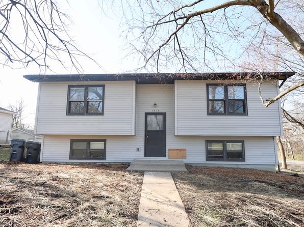 1414 Buchanan St, Moberly, MO 65270