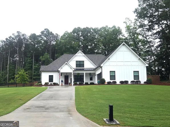 55 Mill Creek Dr, Newnan, GA 30265