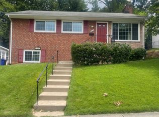 4627 Edgefield Rd, Bethesda, MD 20814