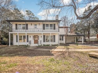 1207 Old Farm Rd, Charlotte, NC 28226