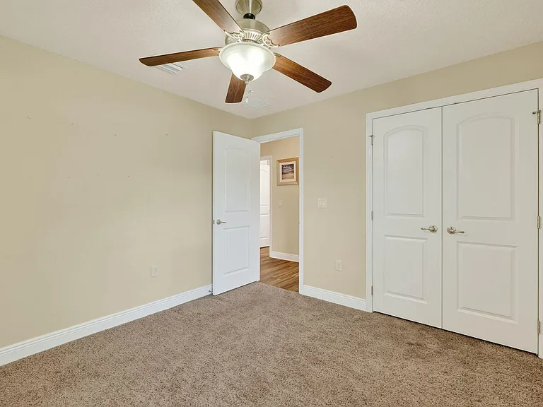5547 NW Cordrey St — Photo 21