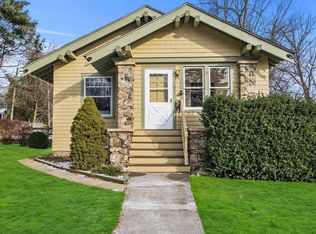 7 Seal St, High Bridge, NJ 08829