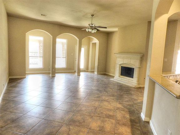 4th image of 9530 Garnet Falls Ln