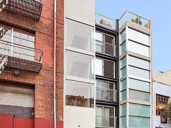 The building has 3 units only