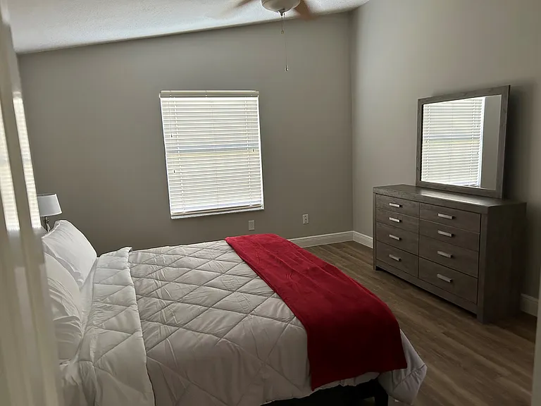 484 Hildalgo Dr — Photo 11