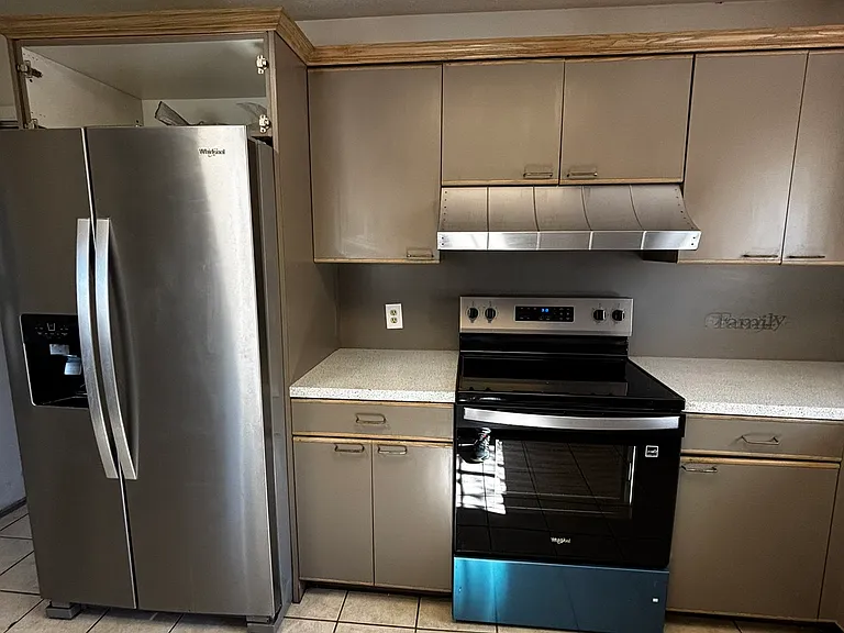 1505 Carlisle Ct — Photo 14