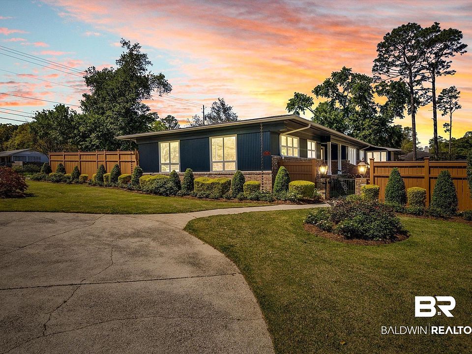 1st image of 244 Suzanne Cir