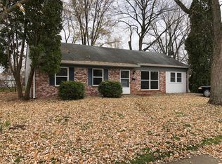 613 S School St, Brownsburg, IN 46112