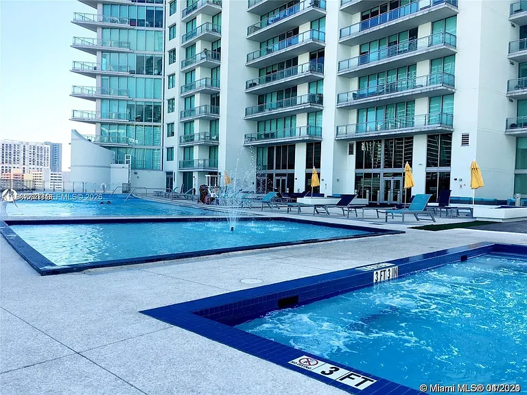 92 SW 3rd St #1802 — Photo 25