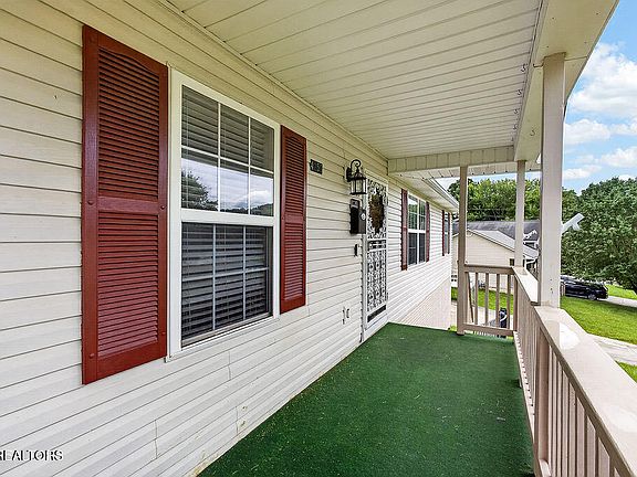 2nd image of 4258 Saint Lucia Ln