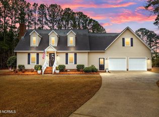 111 Leigh Dr, Washington, NC 27889