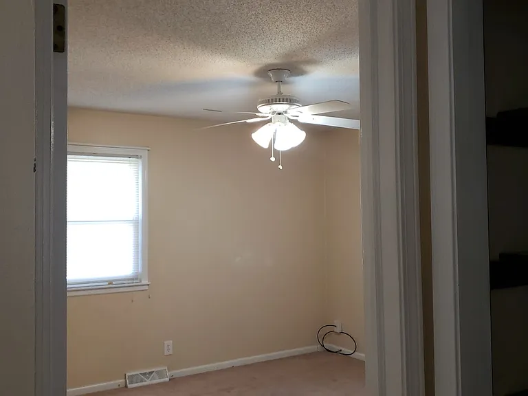 2800 Frances Ave #C — Photo 3