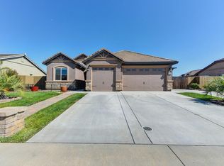 11044 Carmenet Way, Rancho Cordova, CA 95670