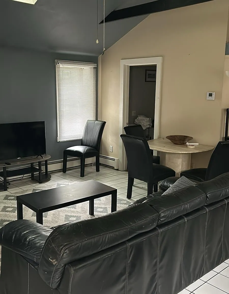 14 Catherine St — Photo 1
