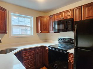 2500 N Jerusalem Rd APT 4, Bellmore, NY 11710