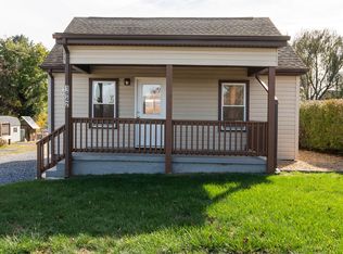 1942 Lyndhurst Rd, Waynesboro, VA 22980