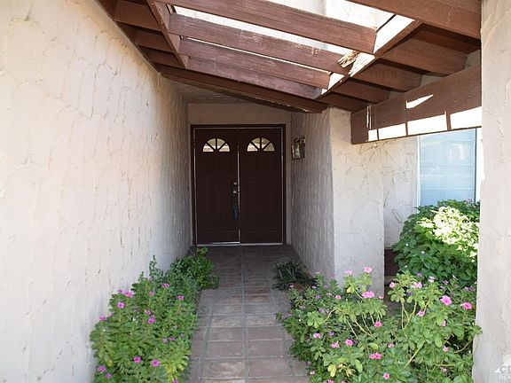 4th image of 81570 Santa Inez Ave