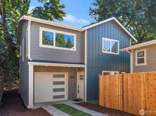 8228 Meridian Ave N, Seattle, WA 98103