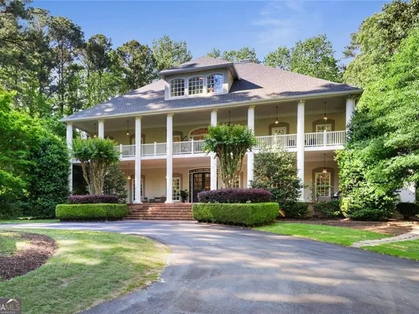 710 Walnut Dr SW, Marietta, GA 30064