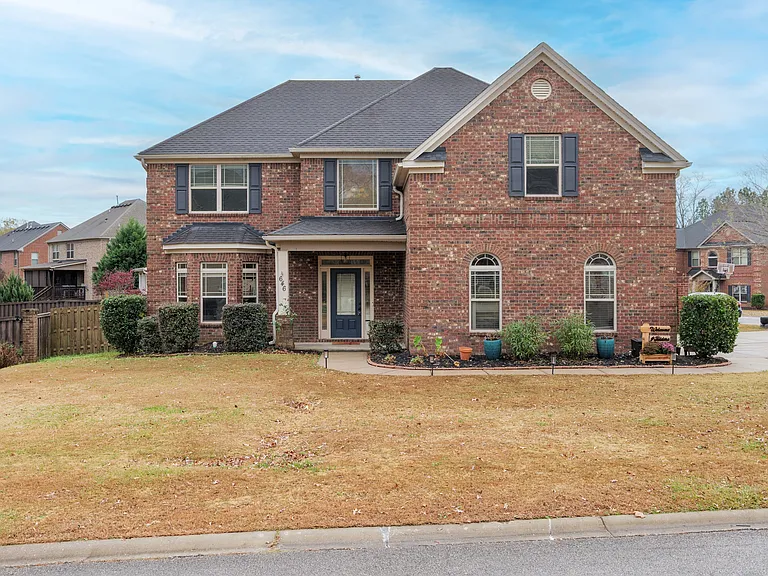 646 Village Market Dr — Photo 1