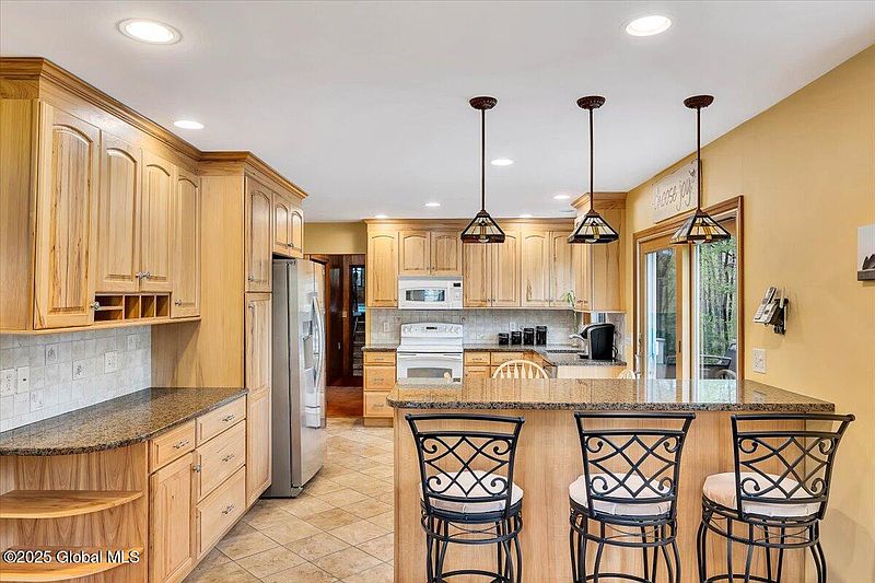 2nd image of 11 Pinewood Drive