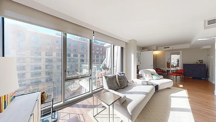 Rented by Bond New York | media 40