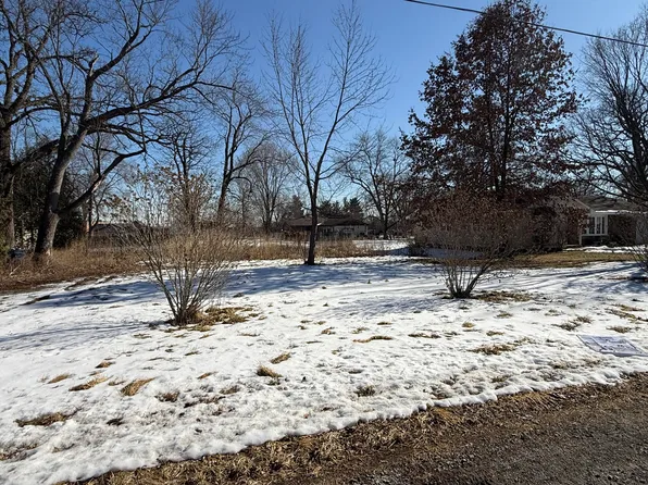403 S Washington St, Hebron, IN 46341