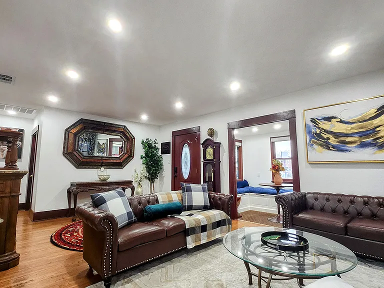 616 W Chapman Ave — Photo 89