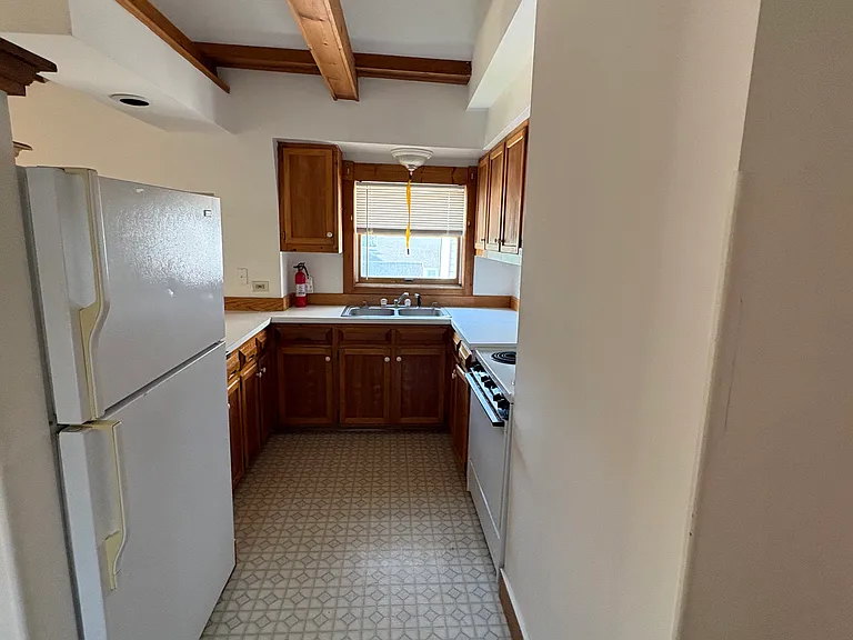 16A Grove St #16A — Photo 3