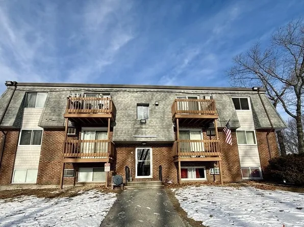 4 Hazelwood Ave Unit 2, Dracut, MA 01826