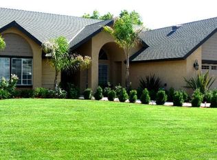 9705 White Oak Dr, Bakersfield, CA 93311