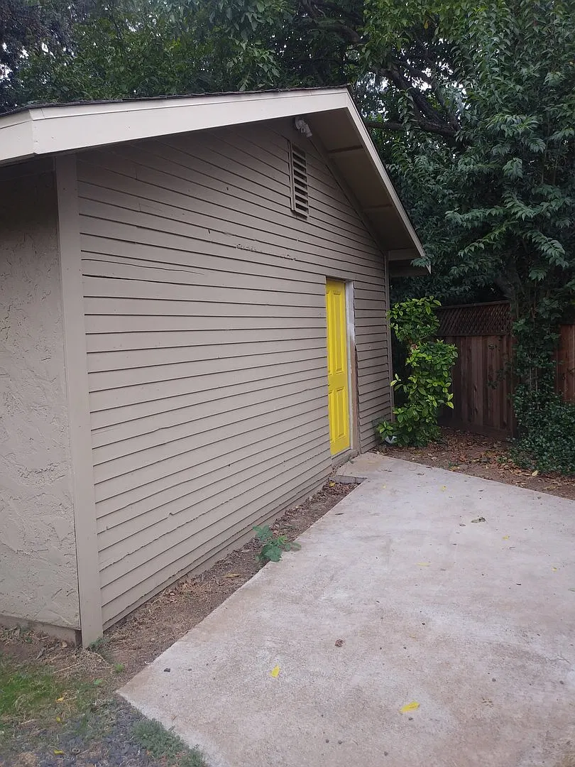 1370 Orchard Way — Photo 2