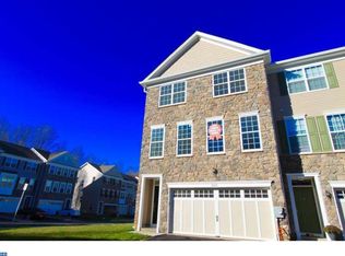 26121 Hickory Ln, Langhorne, PA 19047
