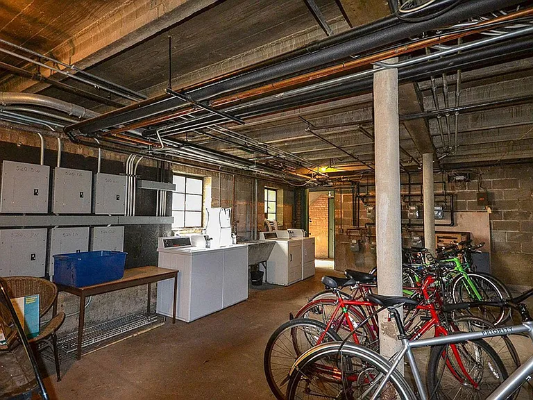 520 Michigan Ave #1W — Photo 14