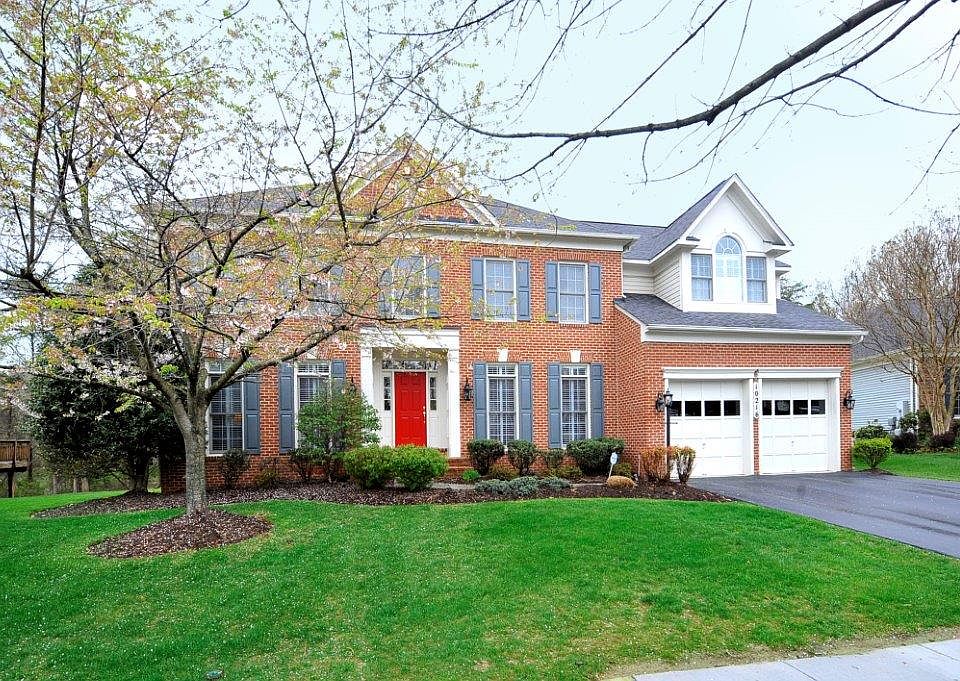 1st image of 10216 Sweetwood Ave