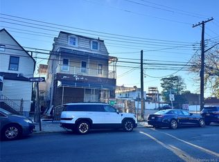 4524 Burling St, Flushing, NY 11355