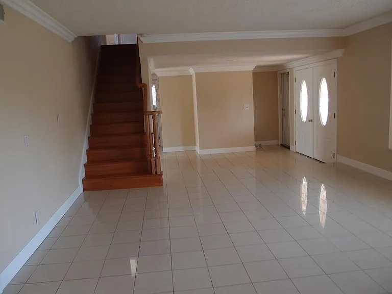 5043 Evergreen Ave — Photo 6