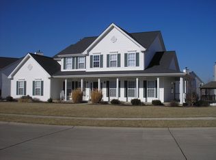 220 Meadowbrook Heights Dr, Wentzville, MO 63385