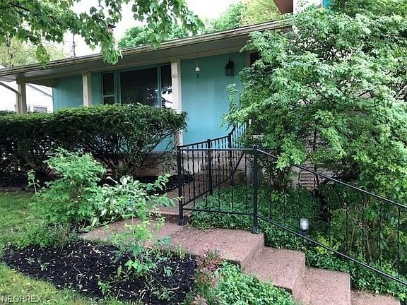 2nd image of 114 Hood Dr