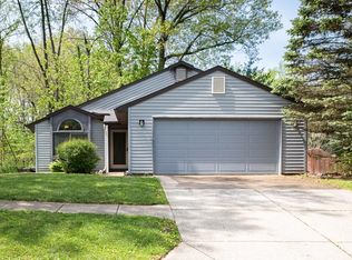 3331 W Woodhaven Dr, Bloomington, IN