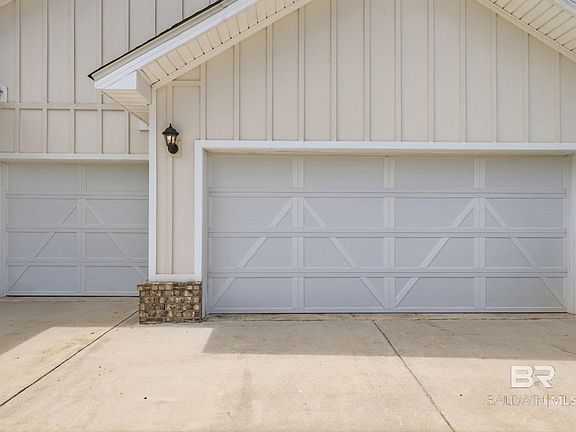 4th image of 9520 Amethyst Dr