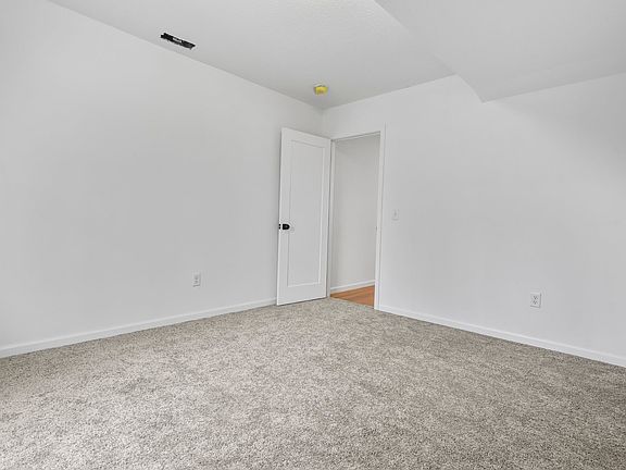 5th image of 350 Ogden Ave