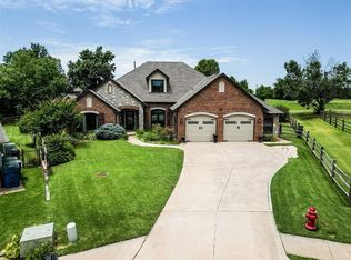 3913 Shortgrass Cir, Edmond, OK 73003