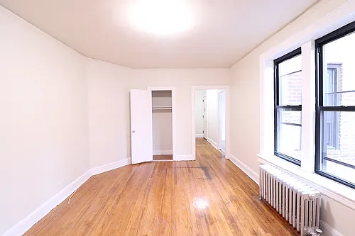 37-33 College Point Blvd Photo 1