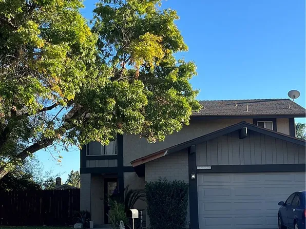 7420 Cascade Ln, Riverside, CA 92509