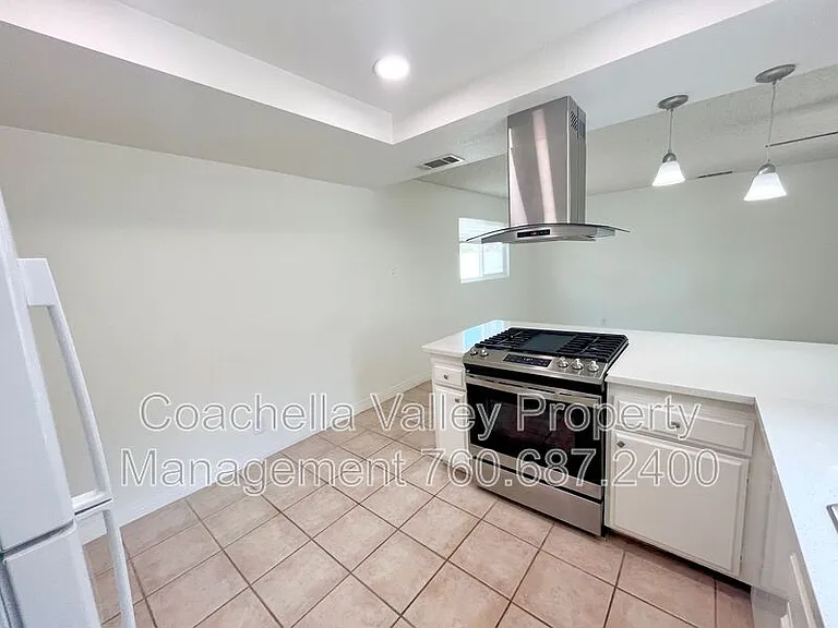 76716 New York Ave — Photo 16