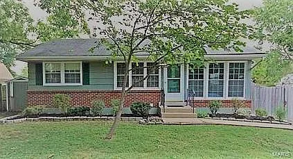 2821 Arnold Ave photo 1