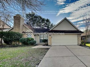 10051 Horseshoe Bend Dr, Houston, TX 77064