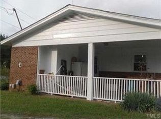 2305 State Highway 96 S, Four Oaks, NC 27524